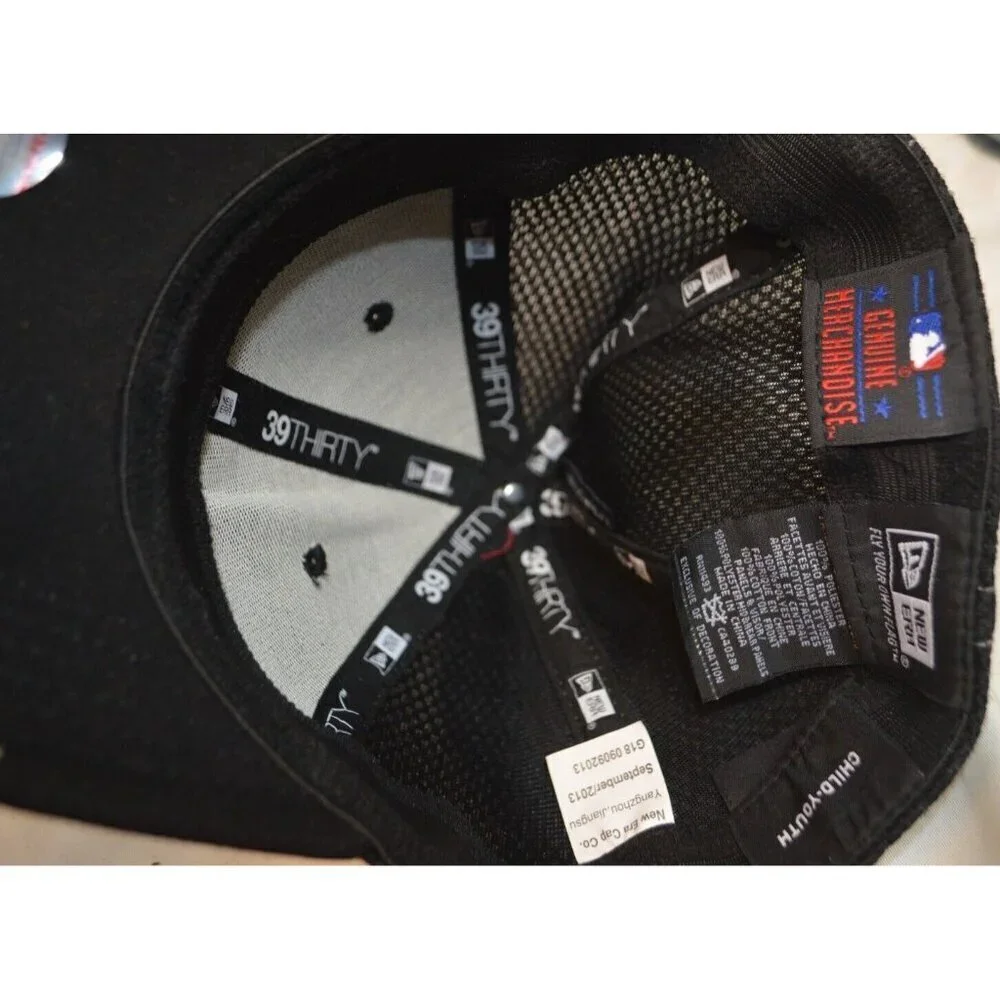 CHILD - YOUTH CHICAGO CUBS BLACK NEW ERA TEAM STRETCH FIT BASEBALL CAP